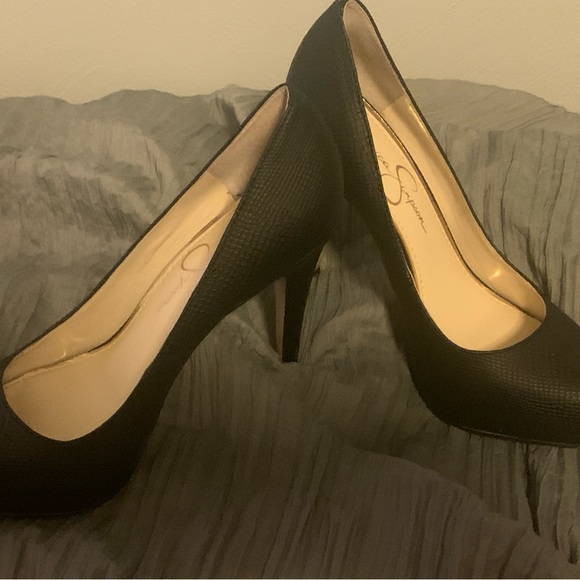 Jessica Simpson Stiletto Pump - Picture 5 of 5